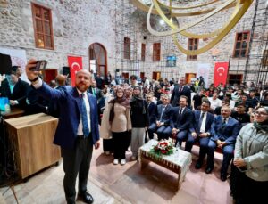 Bilal Erdoğan Tokat’ta gençlerle buluştu
